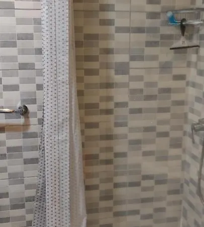 Castle Harbour 510 *